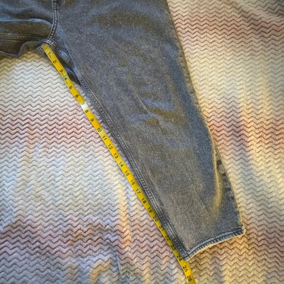Abercrombie & Fitch Curve Love Grey The Mom Jean High Rise Jeans - Size 16 / 33 - Picture 7 of 11